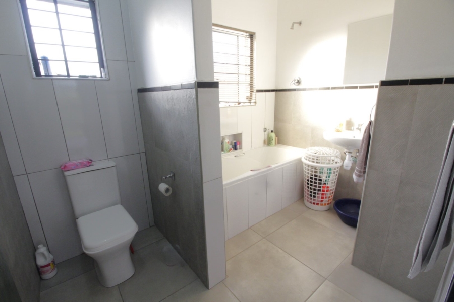 3 Bedroom Property for Sale in Aston Bay Eastern Cape